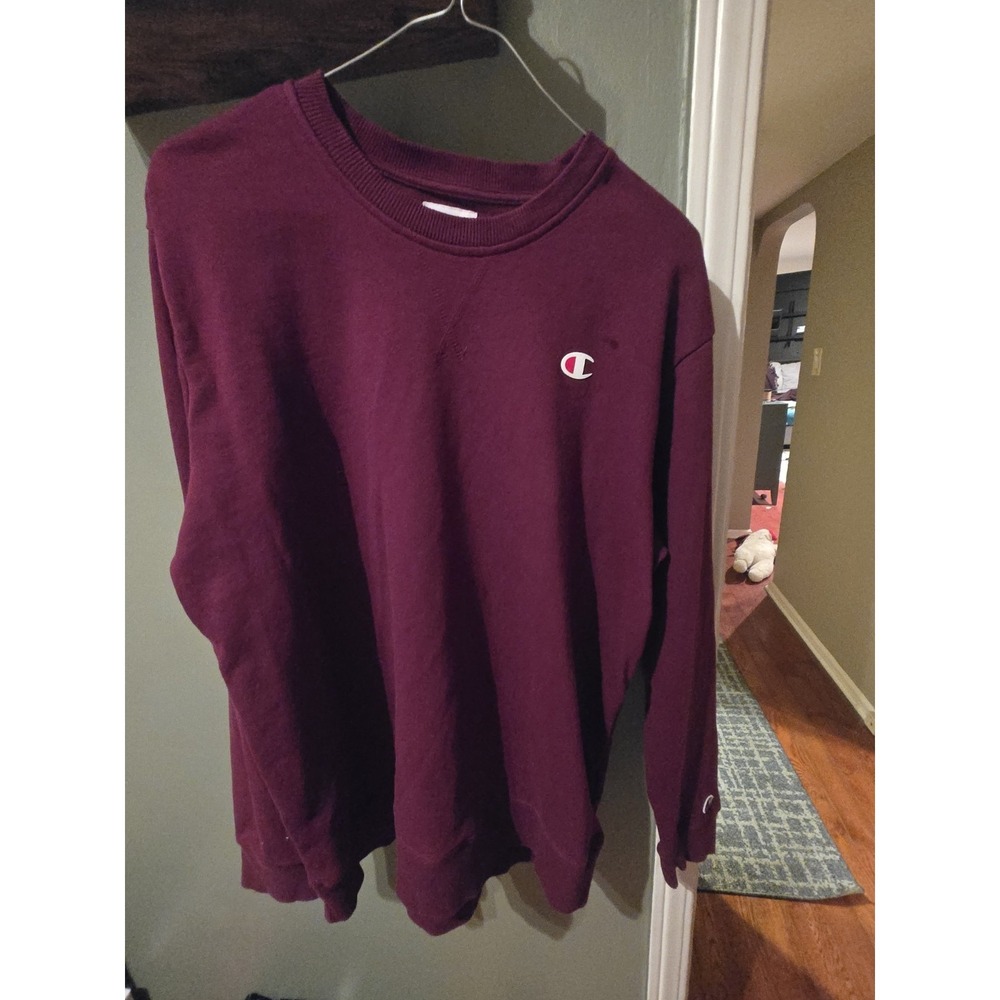 Champion Burgundy Crewneck Sweatshirt Men's M Embroidered Logo Excellent